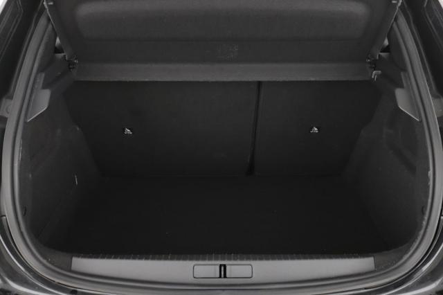 Peugeot 208 image 5