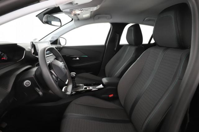 Peugeot 208 image 3