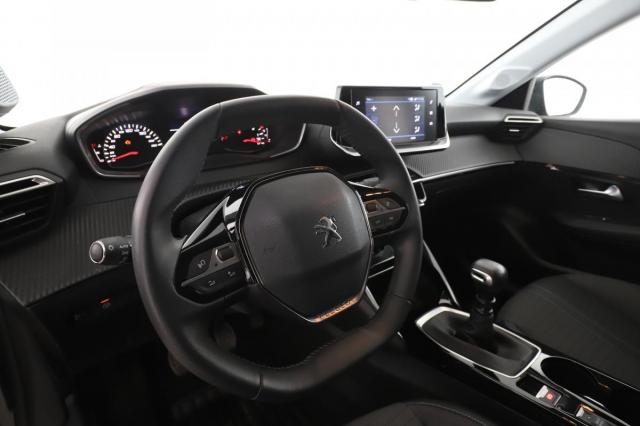Peugeot 208 image 4