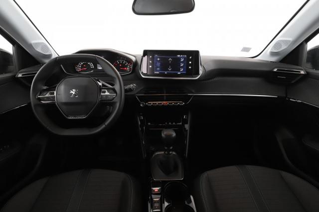 Peugeot 208 image 7
