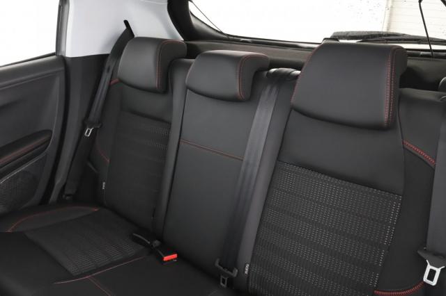Peugeot 208 image 3