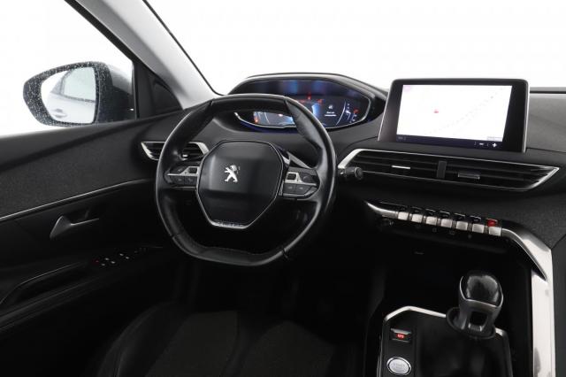 Peugeot 3008 image 8