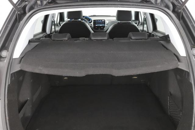 Peugeot 2008 image 4