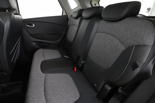 Renault Captur image 9