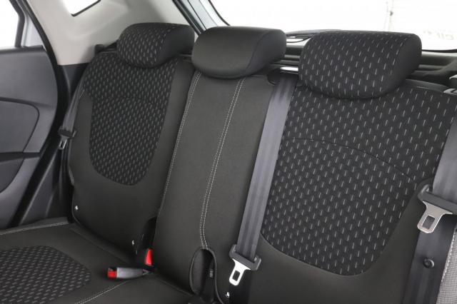 Renault Captur image 9