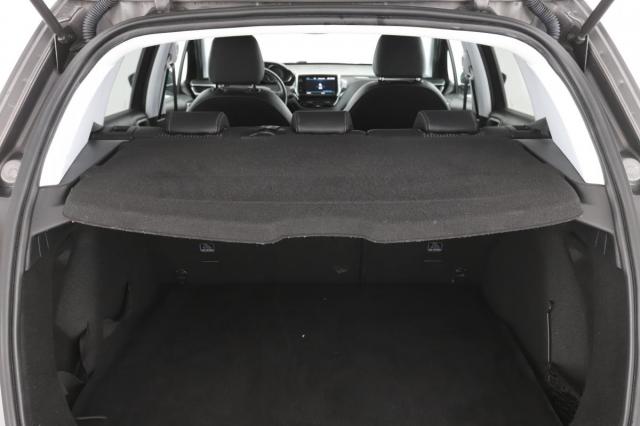 Peugeot 2008 image 3