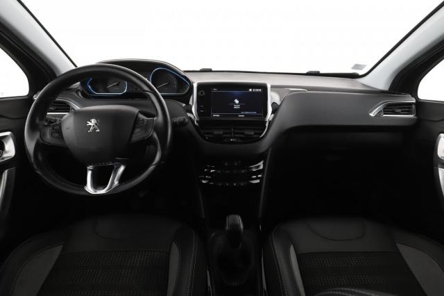 Peugeot 2008 image 6