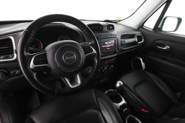Jeep Renegade image 4