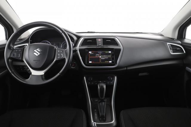 Suzuki Sx4 S-Cross image 1