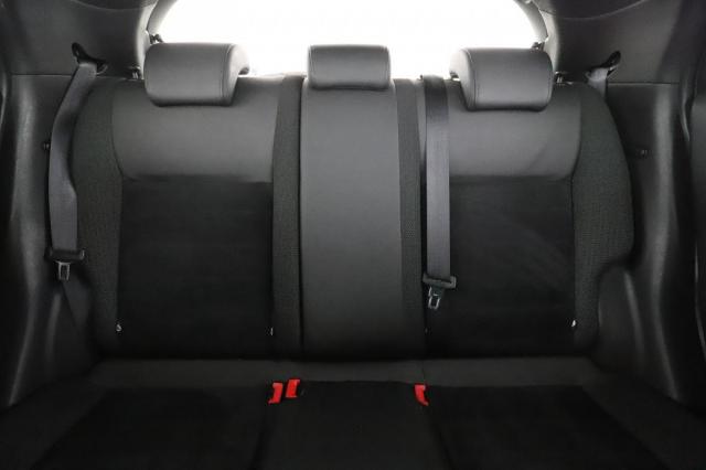 Nissan Juke image 7