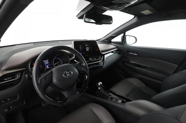 Toyota C-Hr image 4