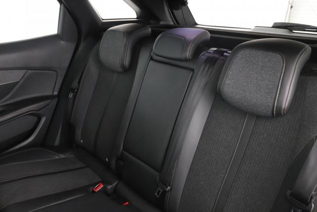 Peugeot 3008 image 8