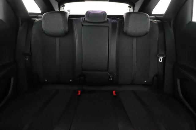 Peugeot 3008 image 2