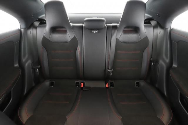 Mercedes Benz Cla image 6