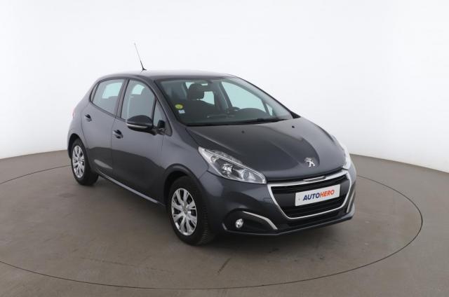 Peugeot 208 image 1