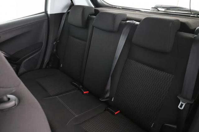 Peugeot 208 image 7