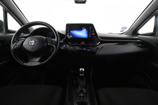 Toyota C-Hr image 1