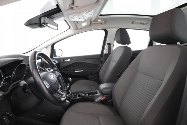 Ford C-Max image 9