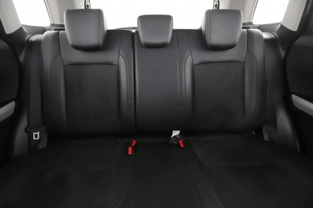 Suzuki Vitara image 5