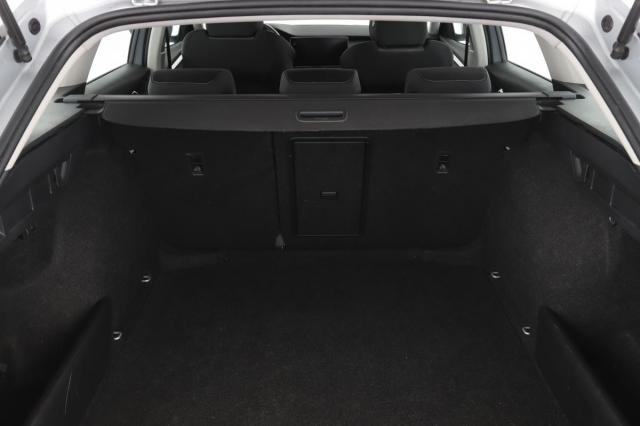 Skoda Octavia image 8