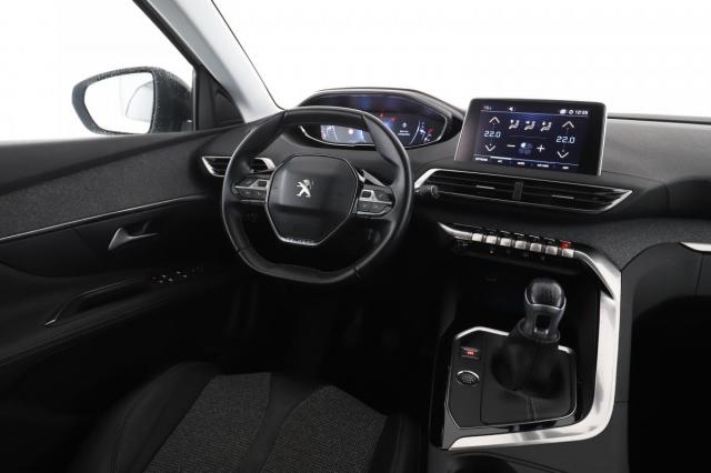 Peugeot 3008 image 9
