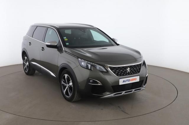 Peugeot 5008 image 1