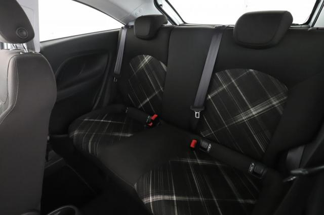 Opel Corsa image 8