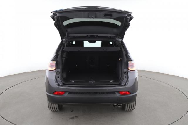 Jeep Compass image 8