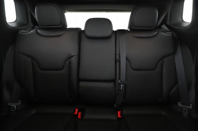 Jeep Compass image 6