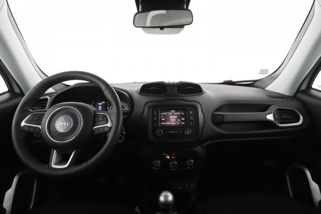 Jeep Renegade image 2