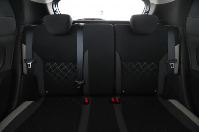 Nissan Micra image 8
