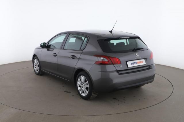 Peugeot 308 image 2
