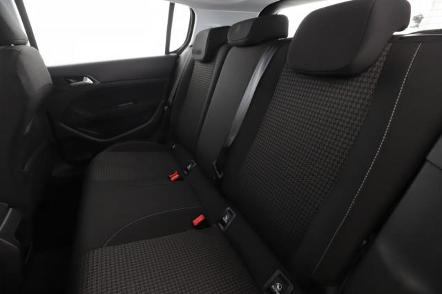 Peugeot 308 image 3
