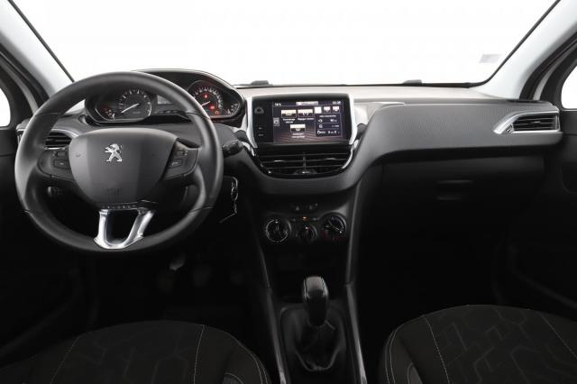 Peugeot 2008 image 5