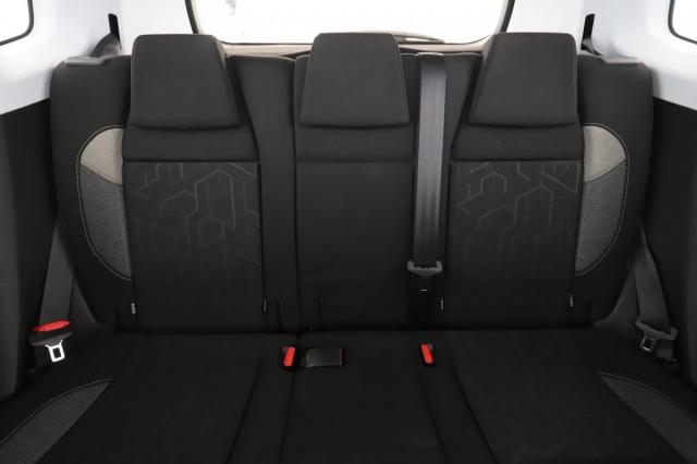Peugeot 2008 image 1