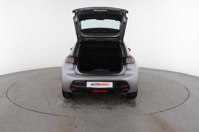 Peugeot 208 image 5