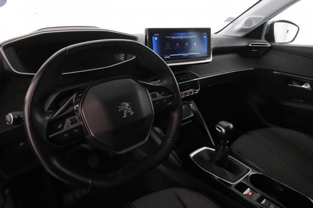 Peugeot 208 image 3