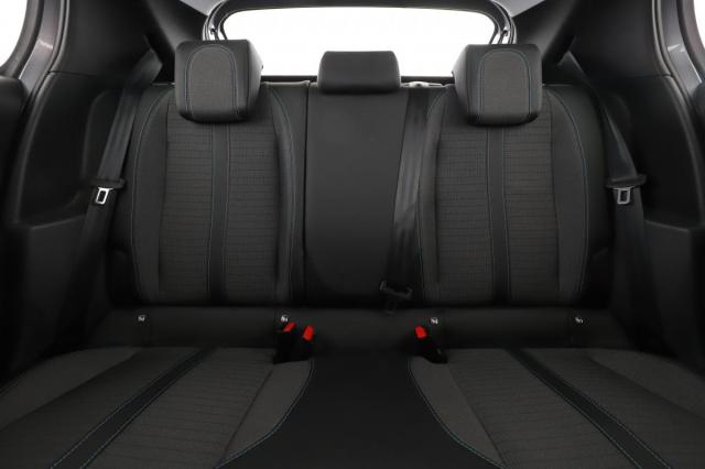 Peugeot 208 image 2