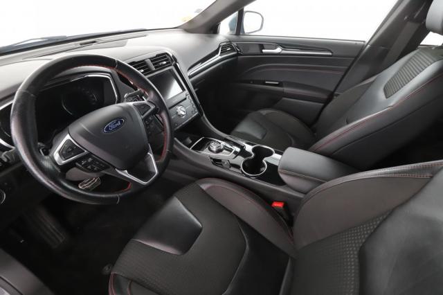 Ford Mondeo image 9