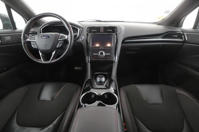 Ford Mondeo image 1