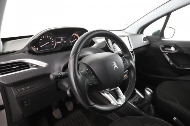 Peugeot 208 image 3