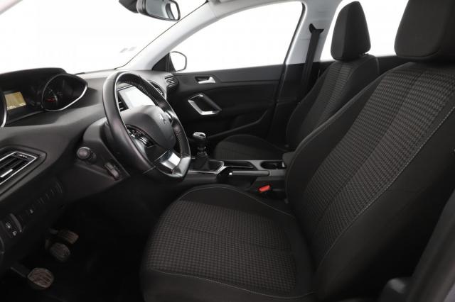 Peugeot 308 image 8