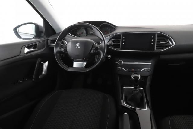 Peugeot 308 image 3