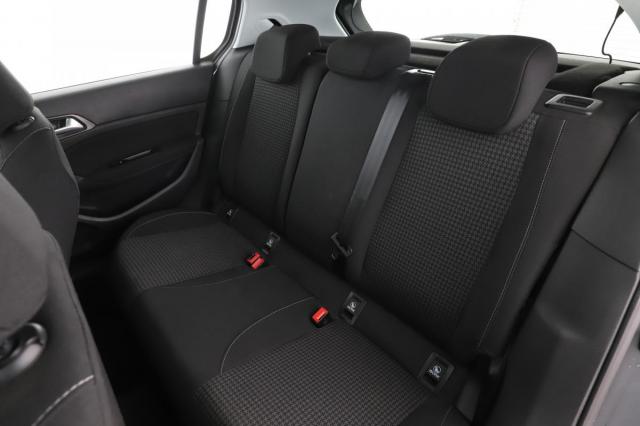 Peugeot 308 image 5