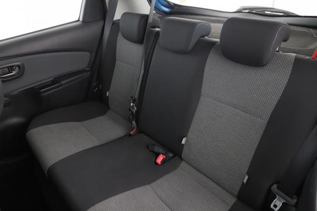 Toyota Yaris image 7