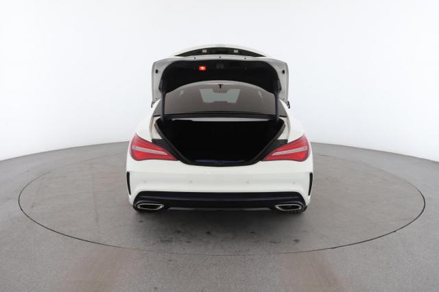 Mercedes Benz Cla image 7