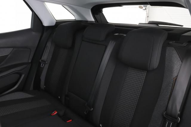 Peugeot 3008 image 6