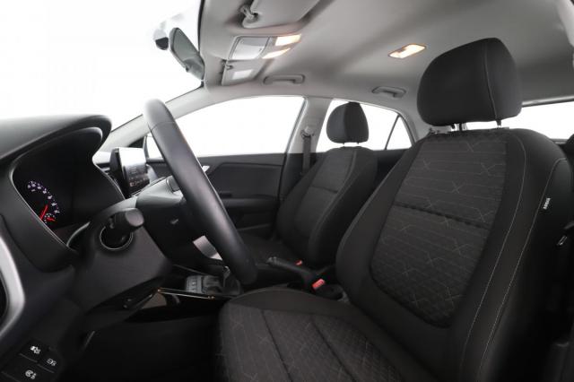 Kia Rio image 5