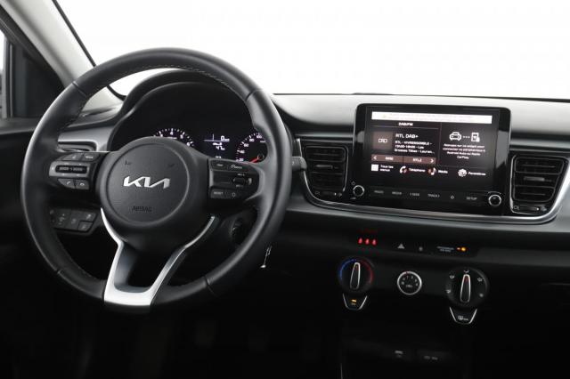 Kia Rio image 2