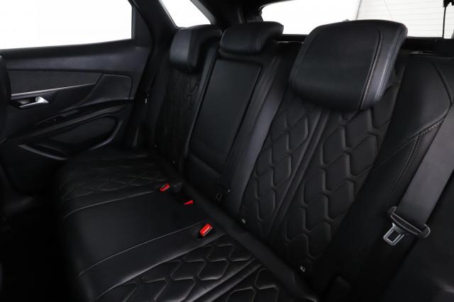 Peugeot 3008 image 6